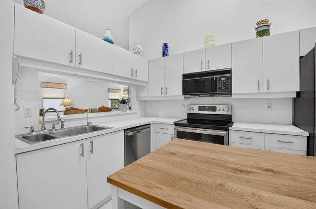 10039 53rd Way S 2303, Boynton Beach, FL 33437