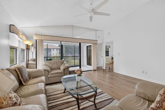 10039 53rd Way S 2303, Boynton Beach, FL 33437