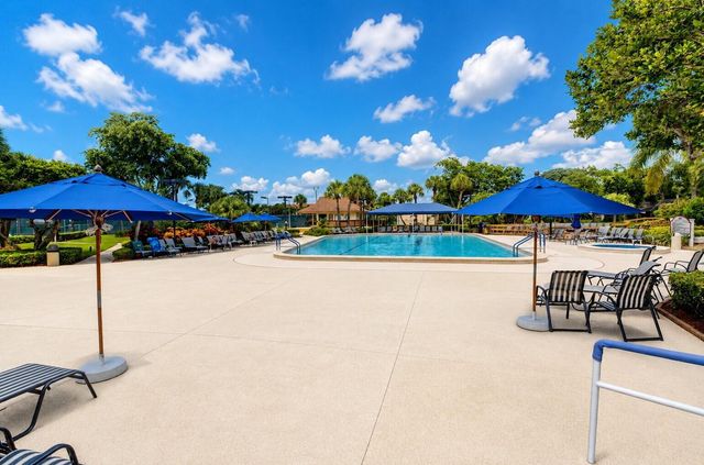 10039 53rd Way S 2303, Boynton Beach, FL 33437