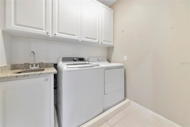 5388 DAVINI STREET, Sarasota, FL 34238