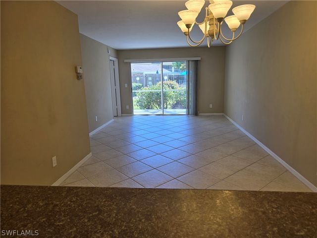 2656 Kings Lake BLVD 7-101, Naples, FL 34112