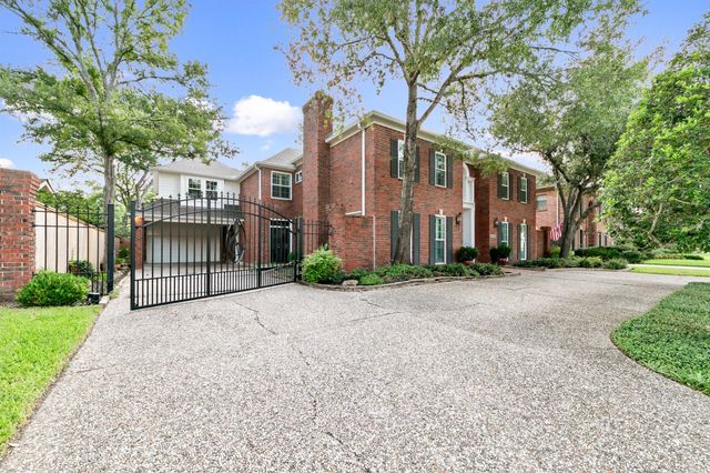 1127 Lashbrook Drive, Houston, TX 77077