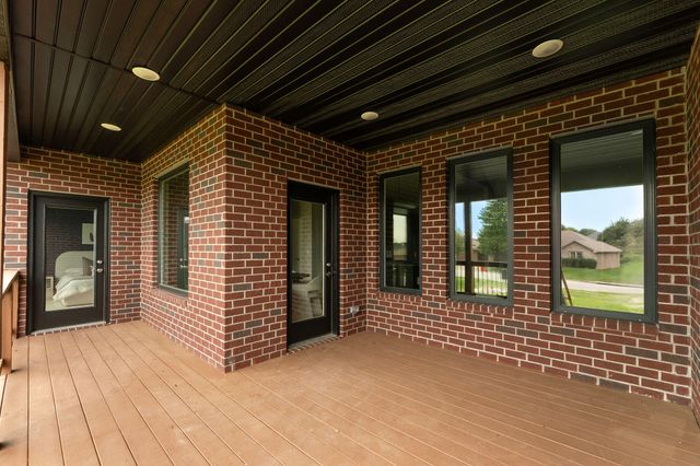 5048 E Swale Court, Springfield, MO 65802