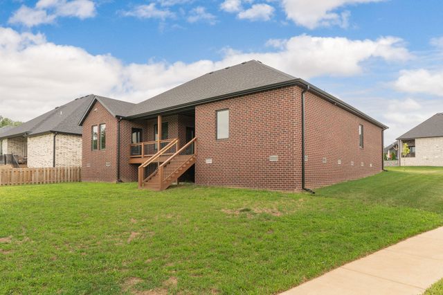 5048 E Swale Court, Springfield, MO 65802