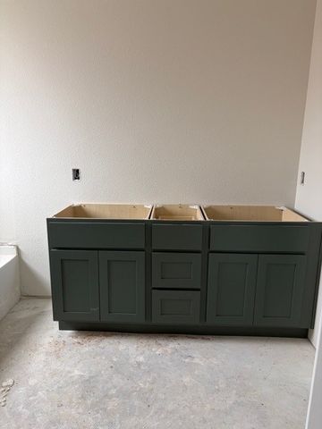 4149 Beale Street, Heartland, TX 75114