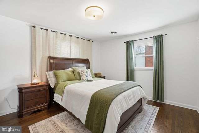 8705 OLD MOUNT VERNON RD, Alexandria, VA 22309