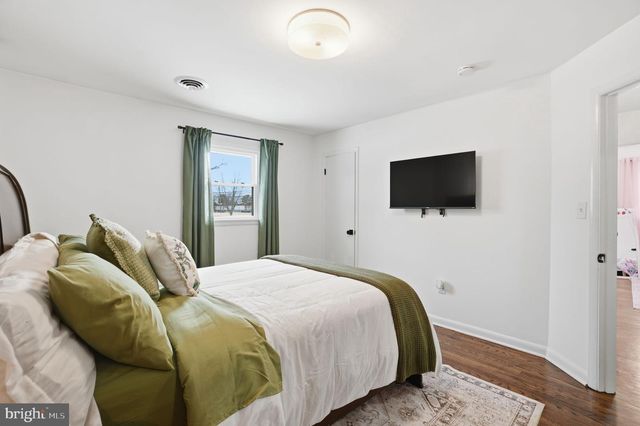 8705 OLD MOUNT VERNON RD, Alexandria, VA 22309