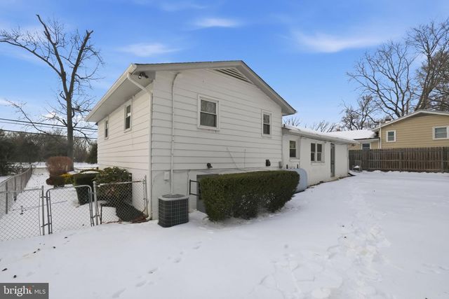 8705 OLD MOUNT VERNON RD, Alexandria, VA 22309