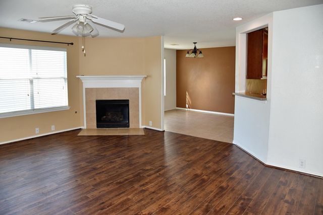 13600 Breton Ridge Street 4B, Houston, TX 77070