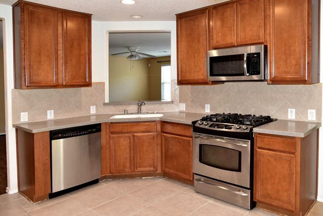 13600 Breton Ridge Street 4B, Houston, TX 77070