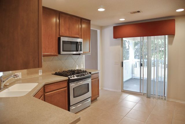 13600 Breton Ridge Street 4B, Houston, TX 77070