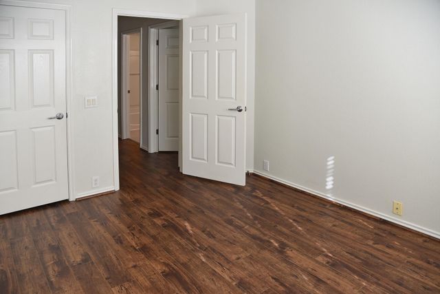 13600 Breton Ridge Street 4B, Houston, TX 77070