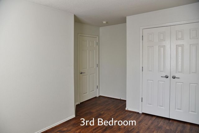 13600 Breton Ridge Street 4B, Houston, TX 77070