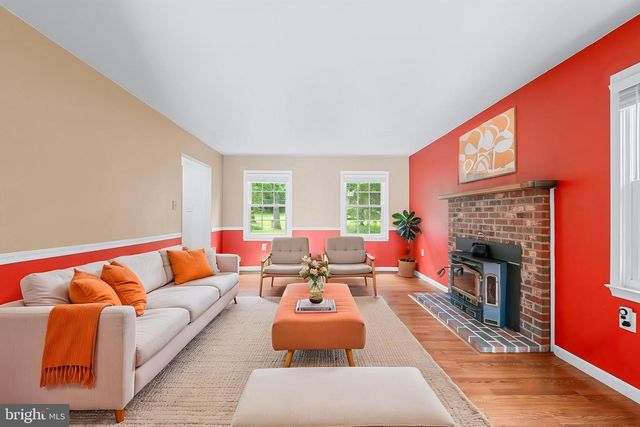 17613 KIRK LN, Rockville, MD 20853