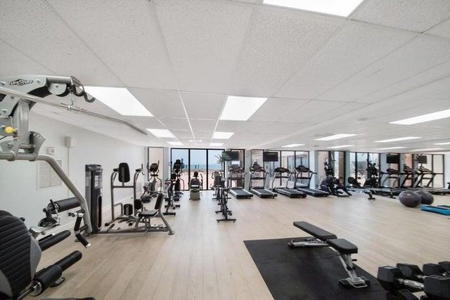 1147 Hillsboro Mile Hillsboro Mile 803, Hillsboro Beach, FL 33062