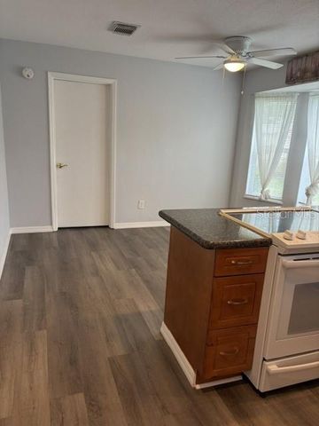 610 KIRKLAND CIRCLE, Dunedin, FL 34698