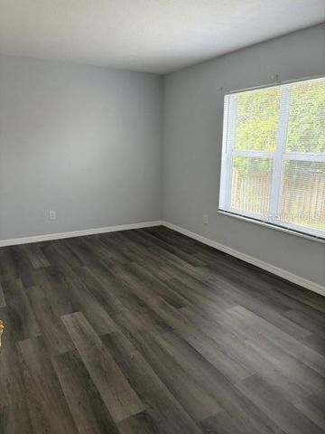 610 KIRKLAND CIRCLE, Dunedin, FL 34698