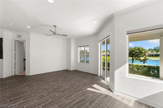 151 Vista LN, Naples, FL 34119