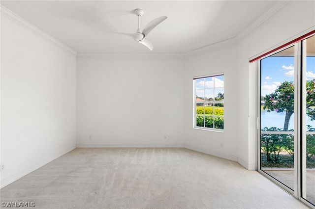 151 Vista LN, Naples, FL 34119