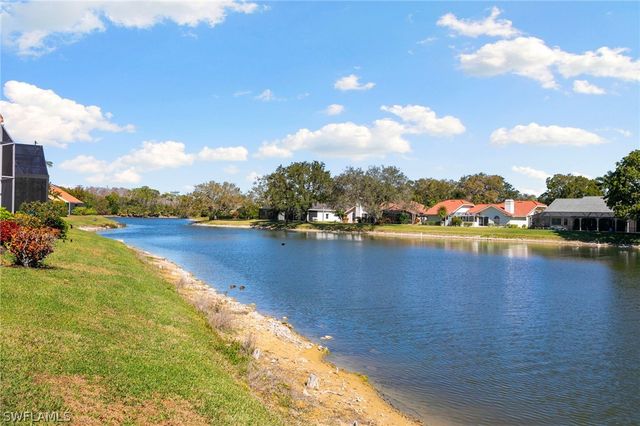 151 Vista LN, Naples, FL 34119