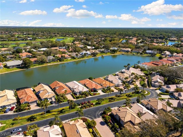 151 Vista LN, Naples, FL 34119