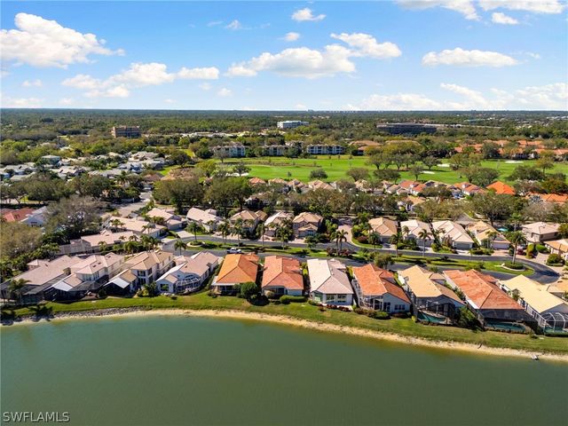 151 Vista LN, Naples, FL 34119