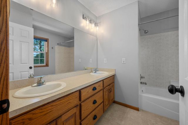2324 150th Avenue NE, Andover, MN 55304