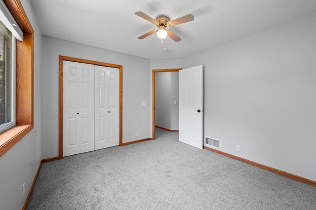 2324 150th Avenue NE, Andover, MN 55304
