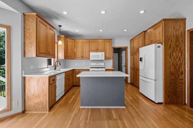 2324 150th Avenue NE, Andover, MN 55304