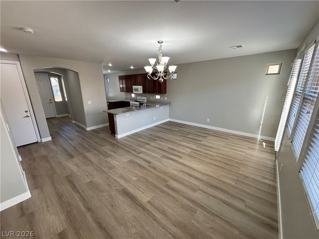 10741 Leatherstocking Avenue, Las Vegas, NV 89166