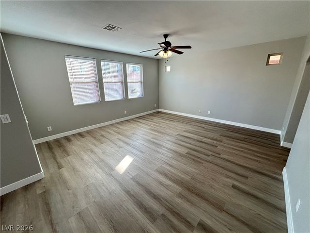 10741 Leatherstocking Avenue, Las Vegas, NV 89166