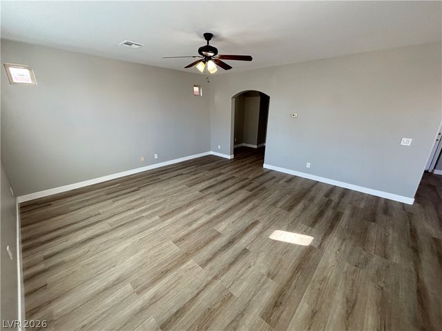 10741 Leatherstocking Avenue, Las Vegas, NV 89166