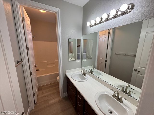 10741 Leatherstocking Avenue, Las Vegas, NV 89166