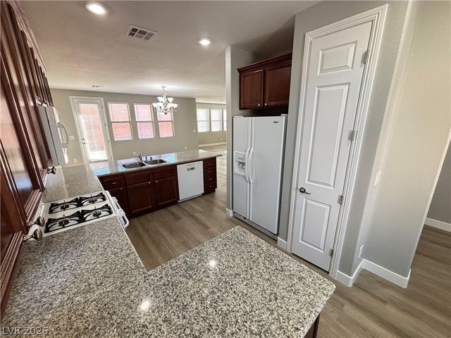 10741 Leatherstocking Avenue, Las Vegas, NV 89166