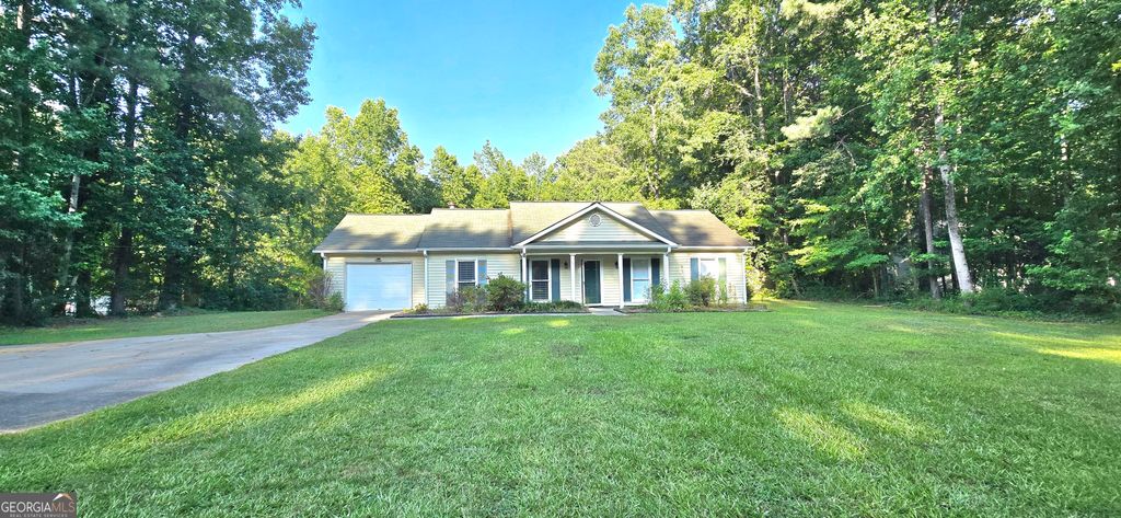 70 Covey Trail, Newnan, GA 30265