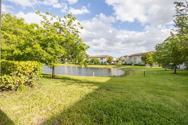 9006 Zevon Court, Wellington, FL 33467