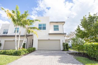 9006 Zevon Court, Wellington, FL 33467