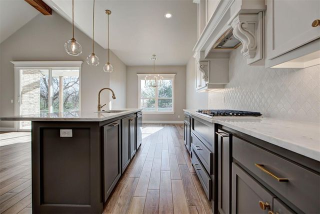 623 Siena Springs Drive, Norman, OK 73071