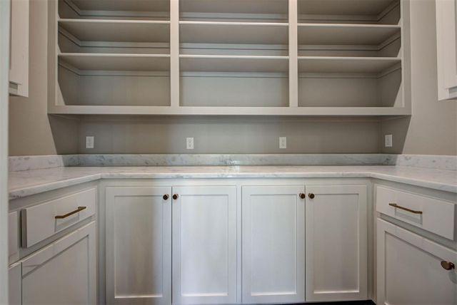 623 Siena Springs Drive, Norman, OK 73071