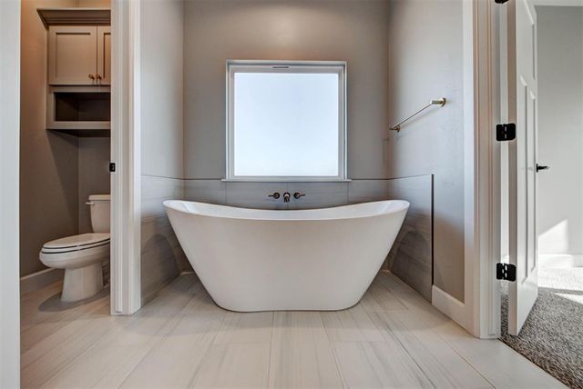 623 Siena Springs Drive, Norman, OK 73071