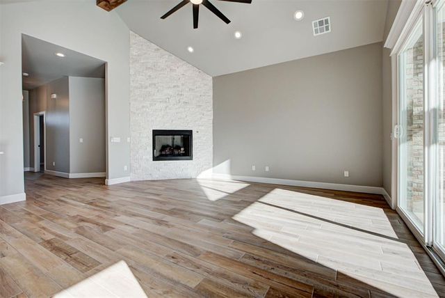 623 Siena Springs Drive, Norman, OK 73071