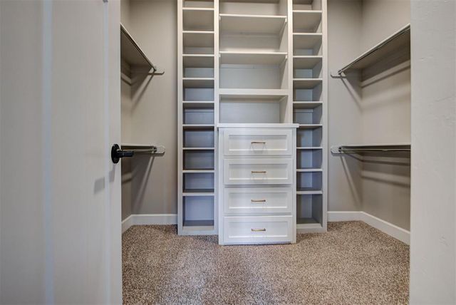 623 Siena Springs Drive, Norman, OK 73071