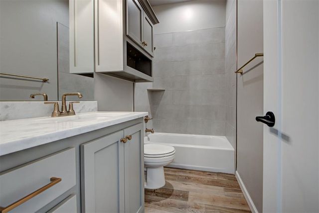 623 Siena Springs Drive, Norman, OK 73071