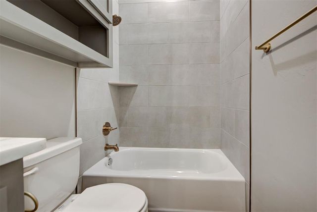 623 Siena Springs Drive, Norman, OK 73071