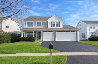 1195 Hadley Circle, Gurnee, IL 60031