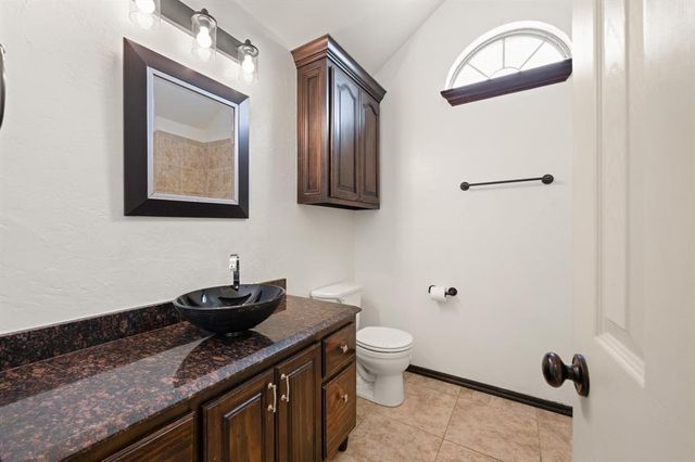 1100 NW 138th Street, Edmond, OK 73013