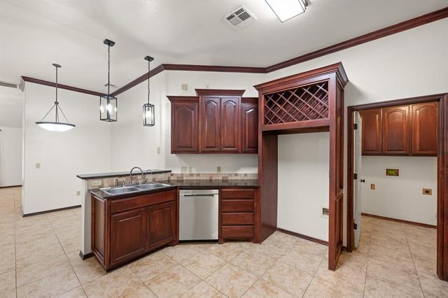1100 NW 138th Street, Edmond, OK 73013
