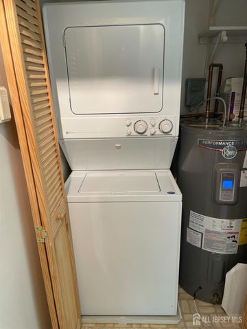 911 Ravens Crest Drive, Plainsboro, NJ 08536