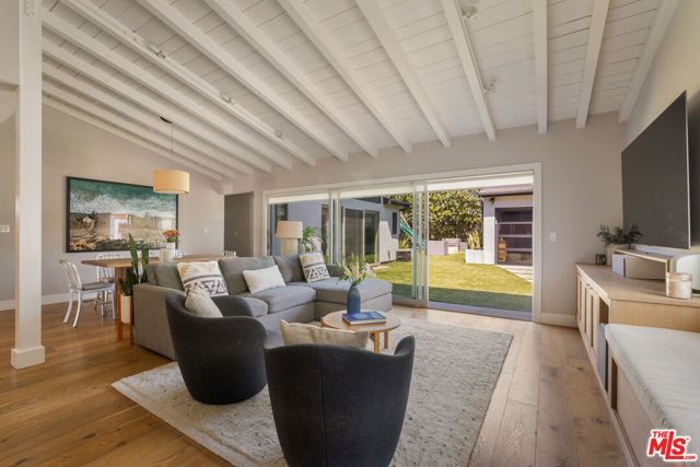 12701 Dewey Street, Los Angeles, CA 90066