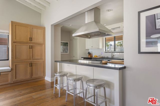 12701 Dewey Street, Los Angeles, CA 90066